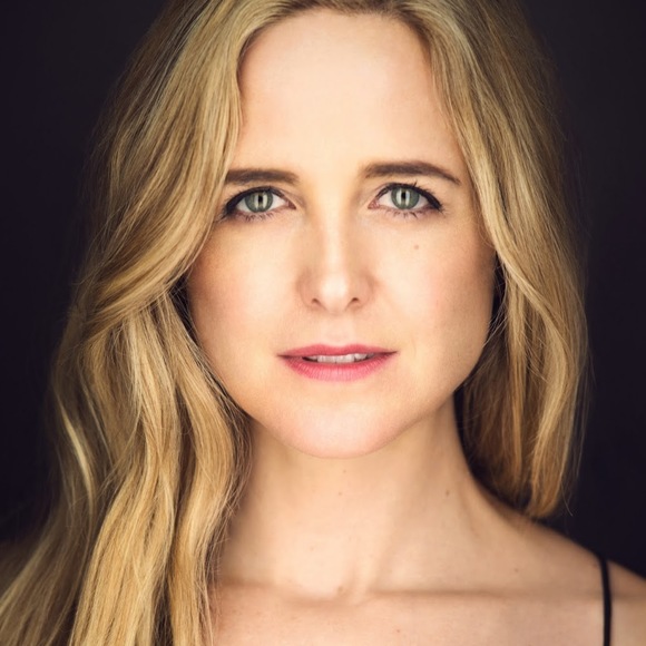 Meet your Posher, Clea - Picture 1 of 1